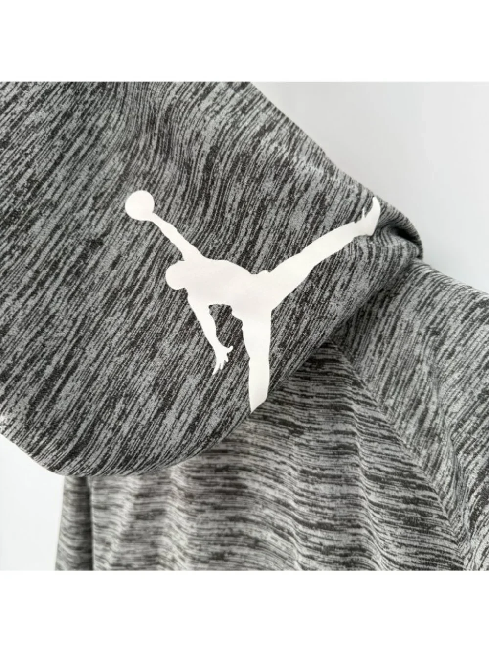 Nike Air Jordan‎ Therma-Fit Youth Size XLarge Zip up Hoodie Sweatshirt Gray